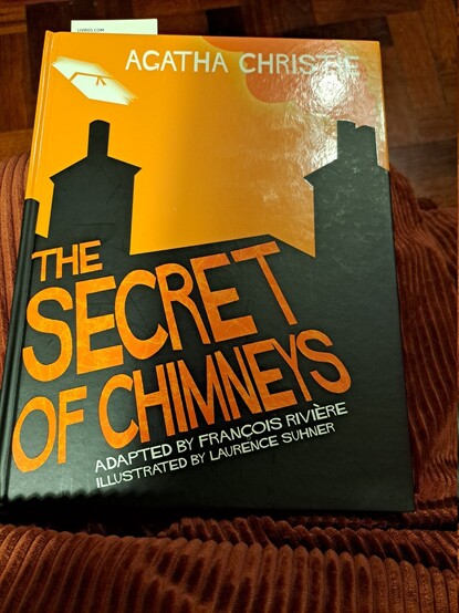 Cover of the book adaptation The Secret of Chimneys by Agatha Christie