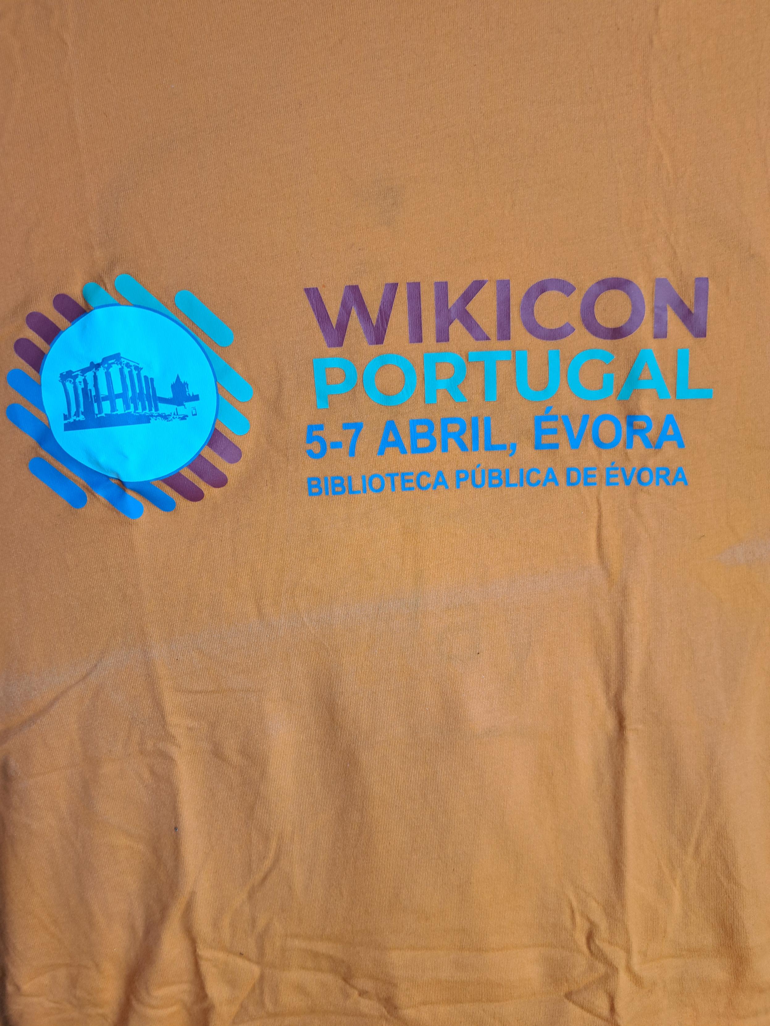 This year and for the first time I'll be missing WikiCon Portugal, which is a starting today, but here is the t-shirt from the 2024 edition in Évora